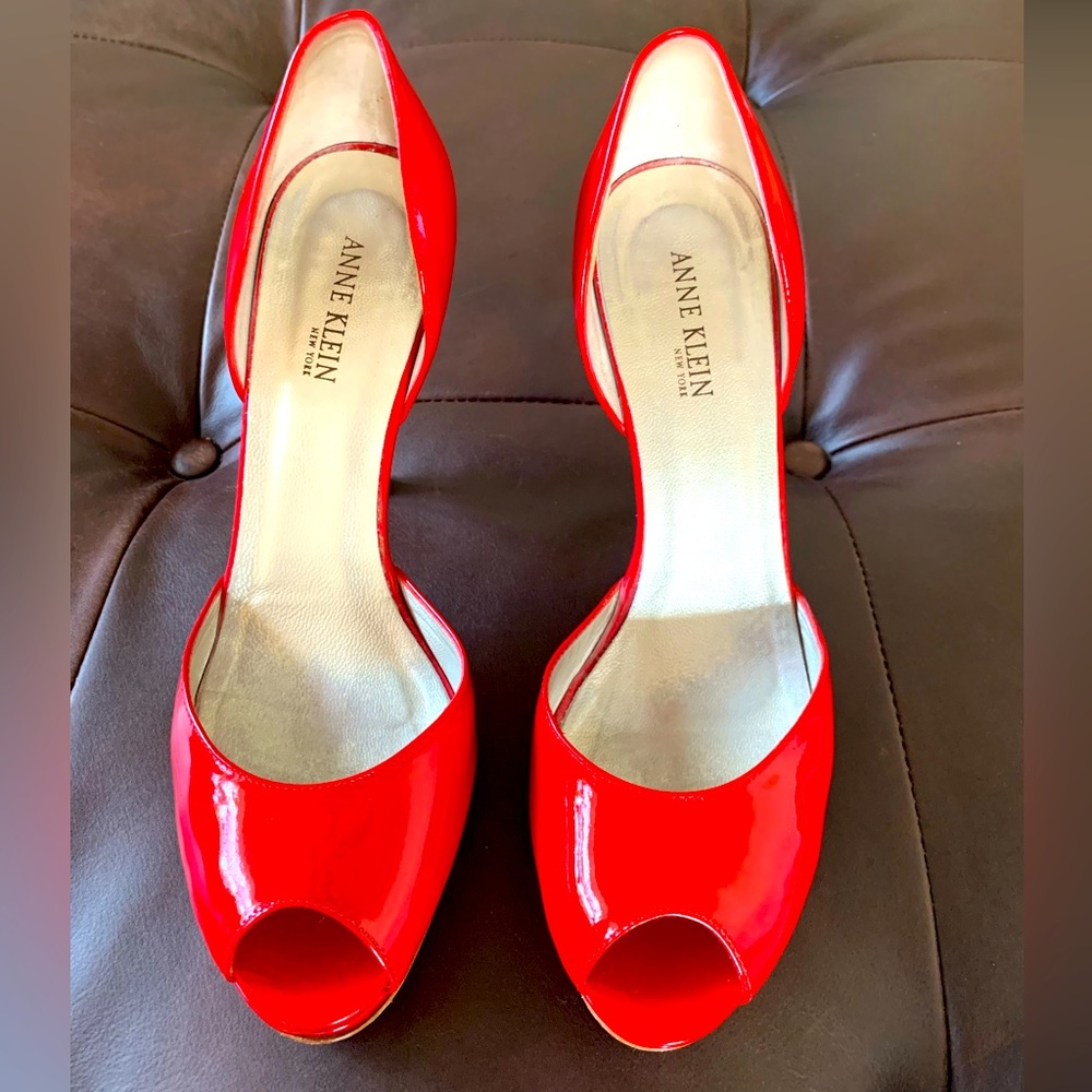 ANNE KLEIN New York,Red Patent Platforms Heels